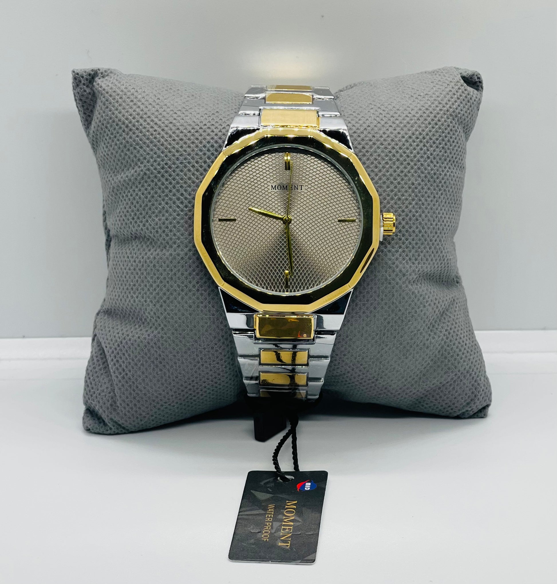 Moment Silver Stainless Steel