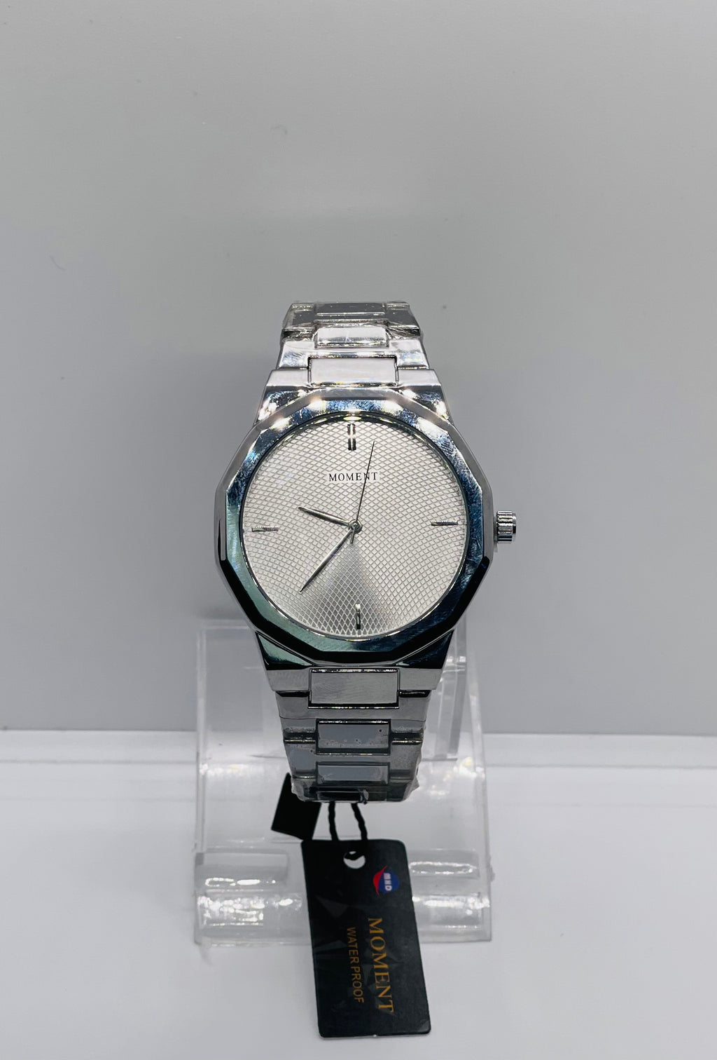 Moment White Stainless Steel