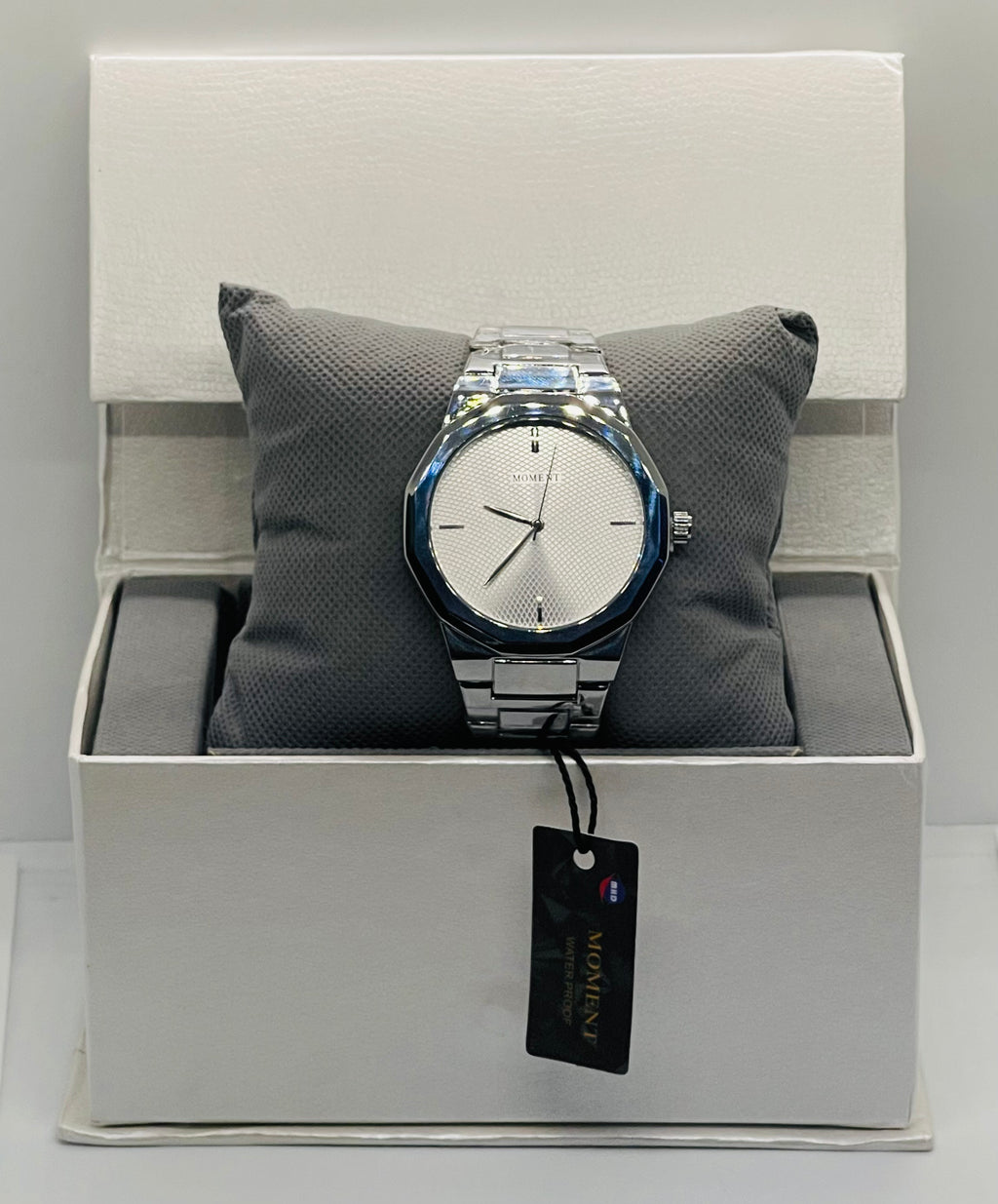 Moment White Stainless Steel